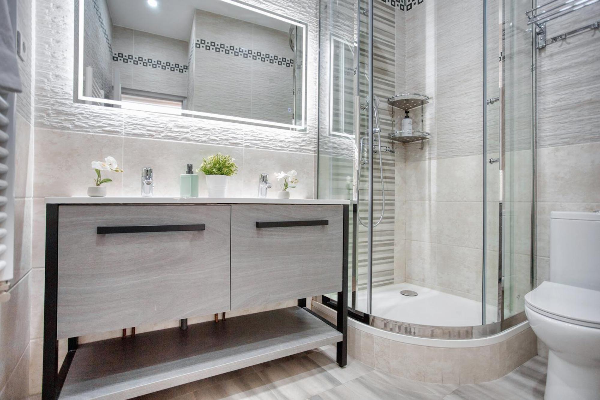 Charmant 150M2 5Ch Romantic - Centre Ville - Clim Paris Luaran gambar